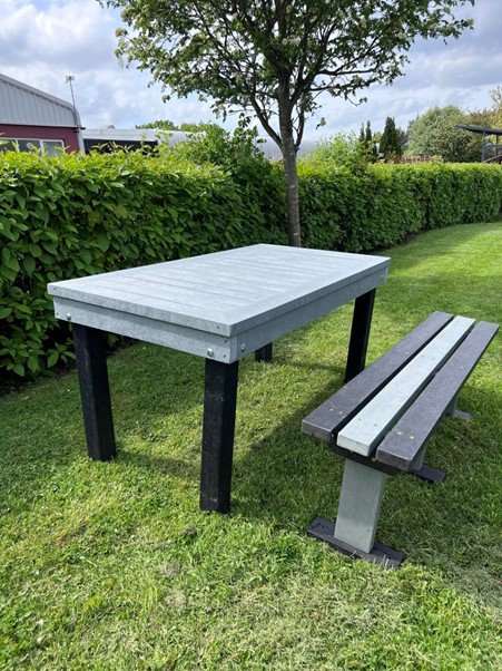 Tanfield Table Picture 1 - Marmax Recycled Plastic Products - Manufactured in the UK